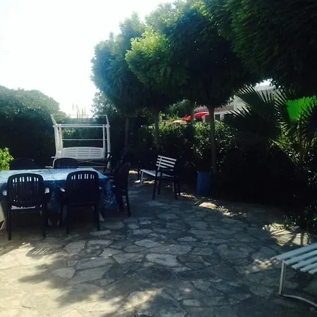 Elide Villa